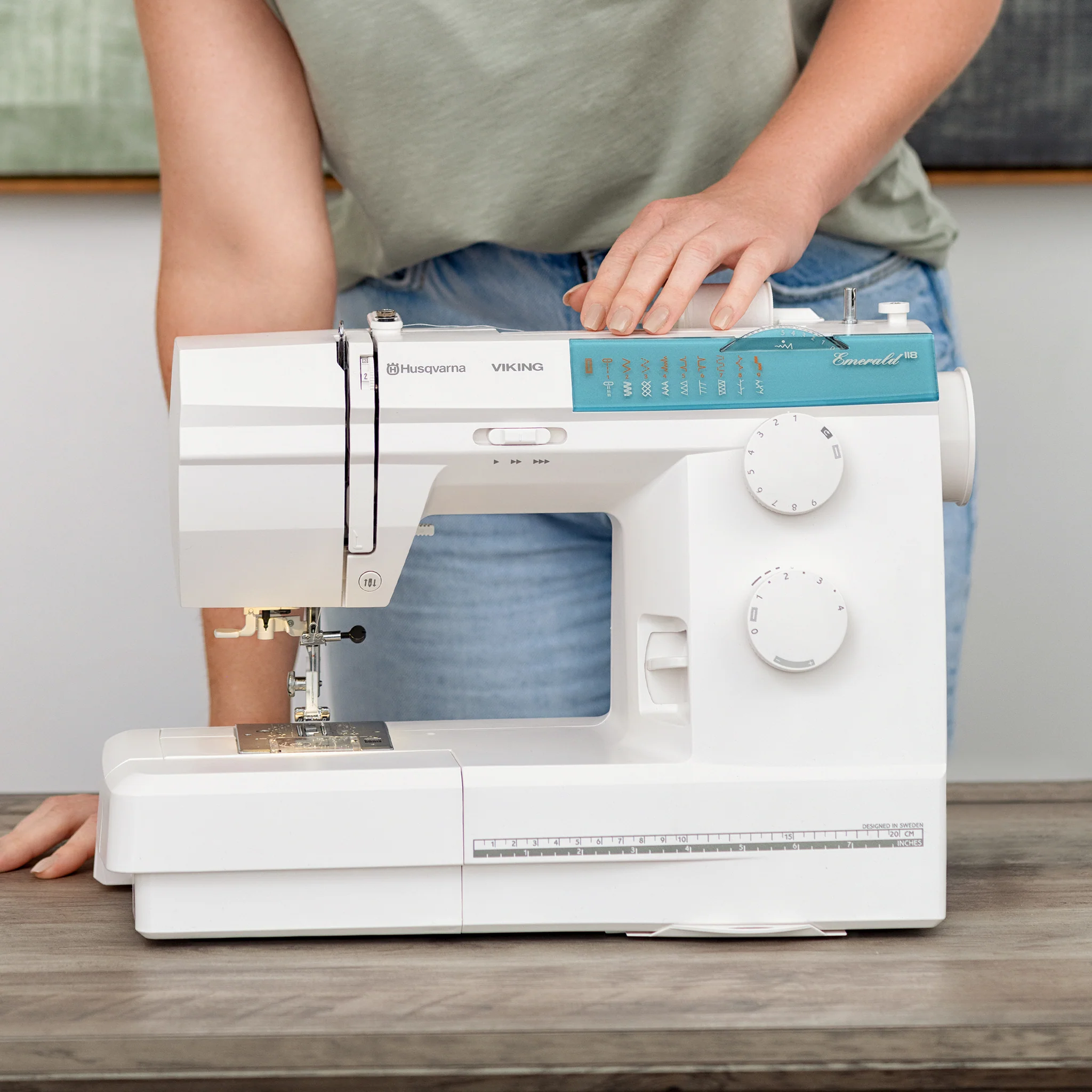 Factory Serviced Husqvarna Viking Emerald 118 Sewing Machine - Image 3